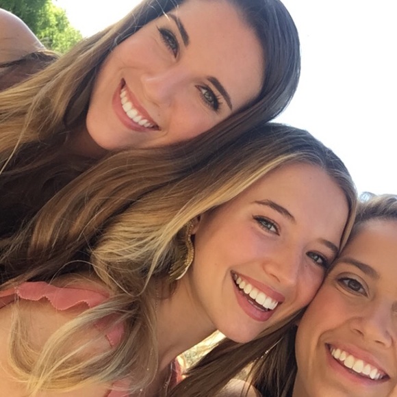 Meet your Posher, Natalie - Picture 1 of 1